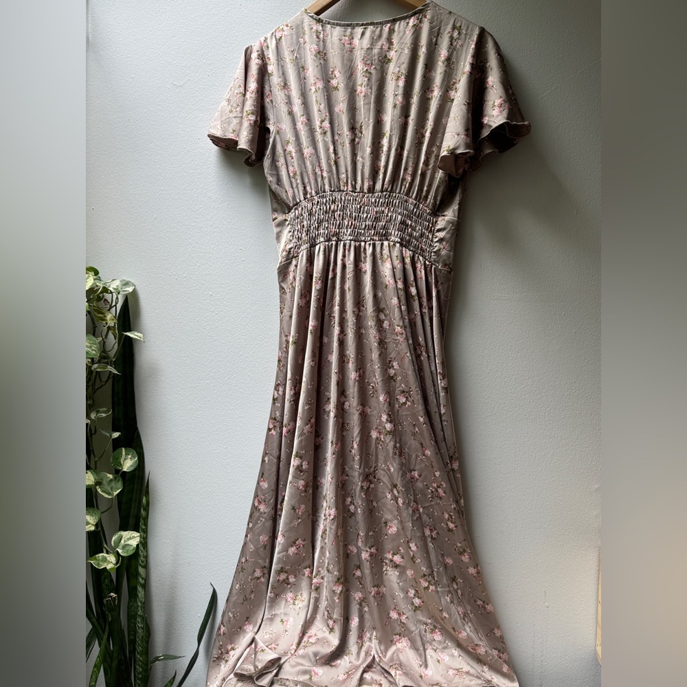 Genuine Silk Floral Button-Down Midi Summer Dress - Picture 6 of 9